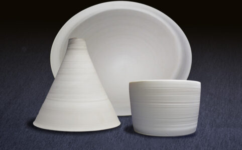 Taizo White Porcelain Plate Bowl and Vase